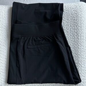 EUC Athleta Black Brooklyn Mid Rise Ankle Pant / Size 14